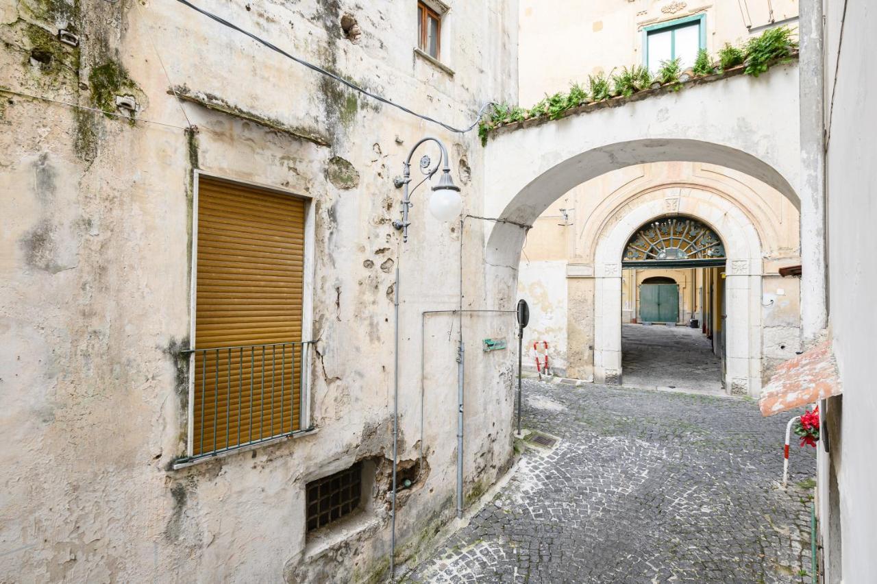 Appartamento Luci D'Artista Vietri Kültér fotó